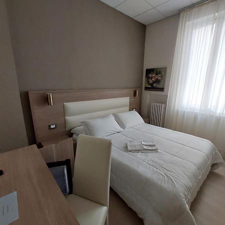 Hotel Tina Diano Marina Luaran gambar