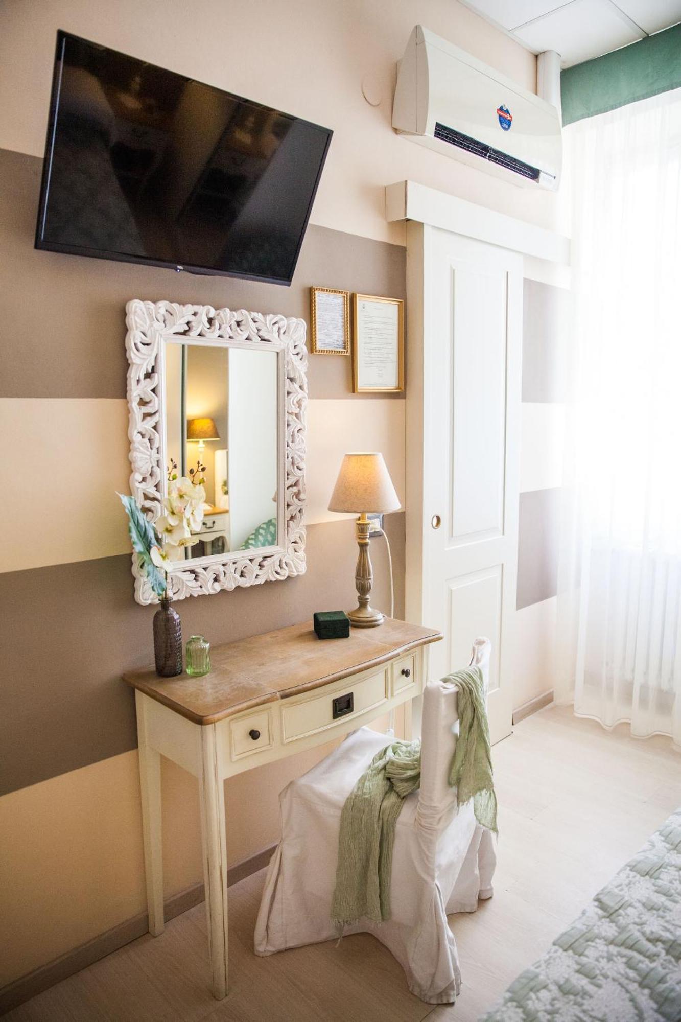 Hotel Tina Diano Marina Luaran gambar