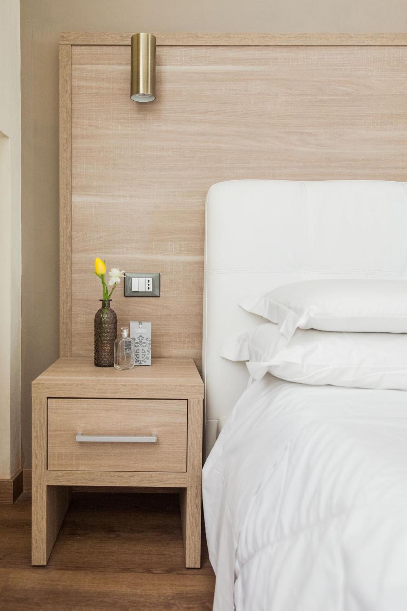 Hotel Tina Diano Marina Luaran gambar